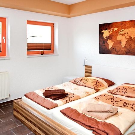 Ferienwohnung Familie Leinweber Waren  Eksteriør billede